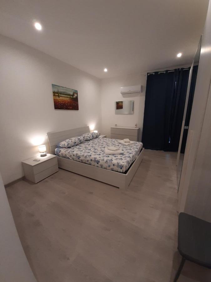 Casa Marina, La Terrazza Sul Mare Bed & Breakfast Cefalu Ngoại thất bức ảnh