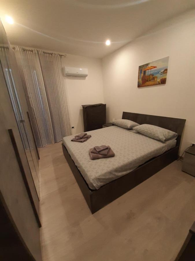 Casa Marina, La Terrazza Sul Mare Bed & Breakfast Cefalu Ngoại thất bức ảnh