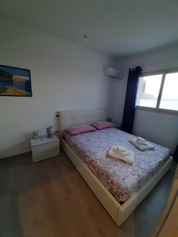 Casa Marina, La Terrazza Sul Mare Bed & Breakfast Cefalu Ngoại thất bức ảnh