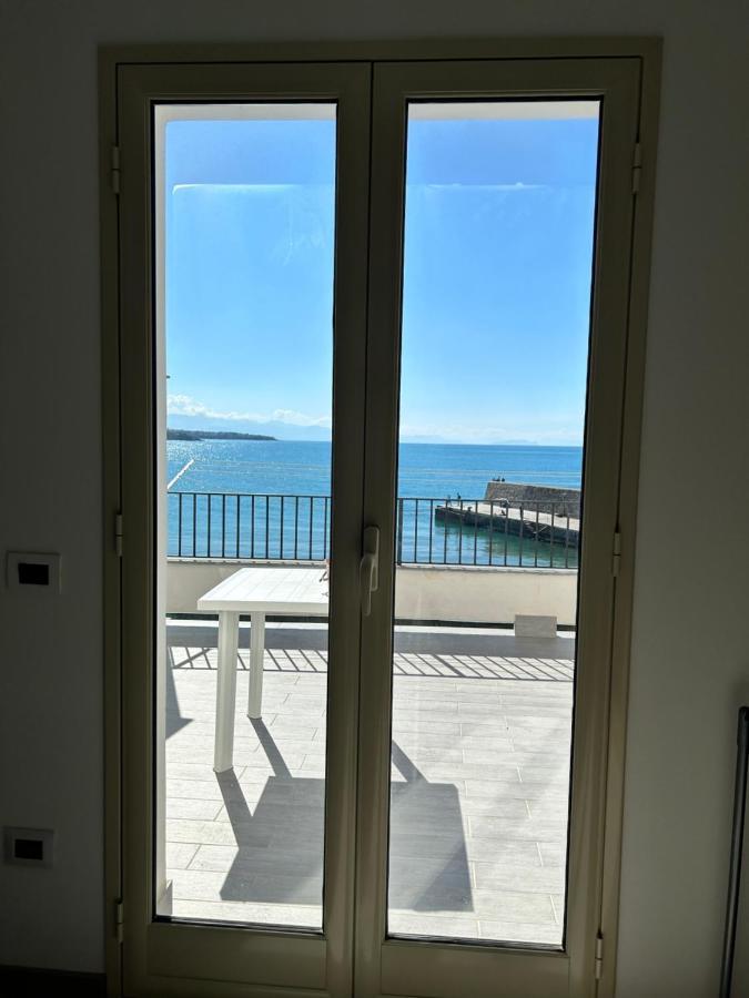 Casa Marina, La Terrazza Sul Mare Bed & Breakfast Cefalu Ngoại thất bức ảnh
